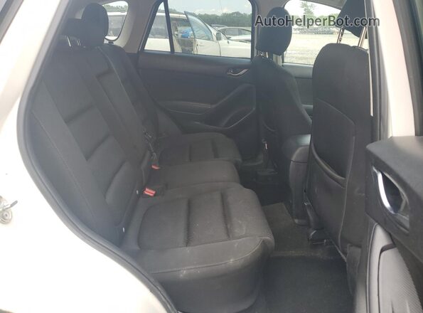 JM3KE4CY2G0773086 2016 MAZDA CX-5 White უკანა სალონის ხედი