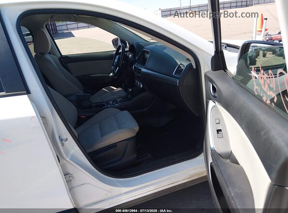 JM3KE4CY7G0747597 2016 MAZDA CX-5 Белый Вид салона спереди