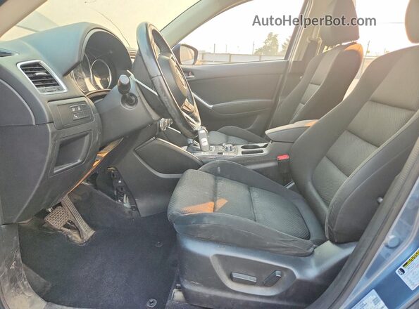 JM3KE4CYXG0829355 2016 MAZDA CX-5 Gray Front interior view