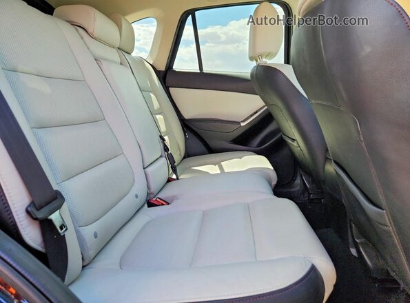 JM3KE4DY1G0748730 2016 MAZDA CX-5 Black Rear seats view