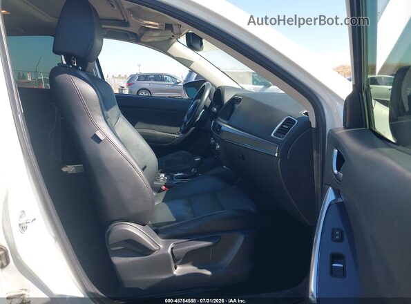 JM3KE4DY5G0710305 2016 MAZDA CX-5 Белый Вид салона спереди