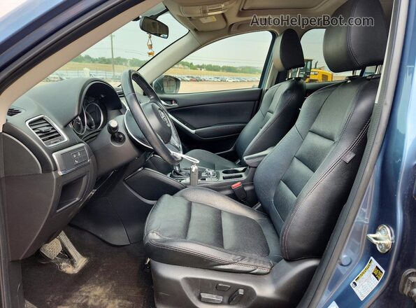 JM3KE4DY7G0913034 2016 MAZDA CX-5 Blue Widok wnętrza z przodu