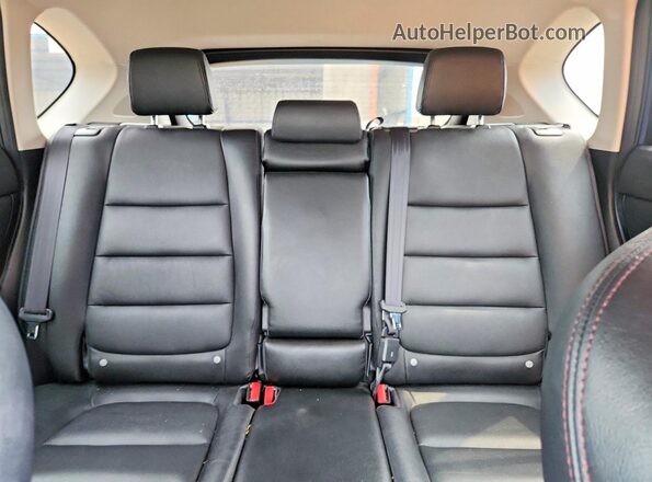 JM3KE4DY7G0913034 2016 MAZDA CX-5 Blue Widok tylnych siedzeń