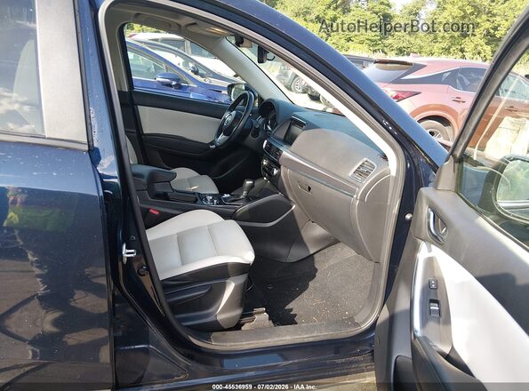 JM3KE4DY9G0908692 2016 MAZDA CX-5 Blue Front interior view