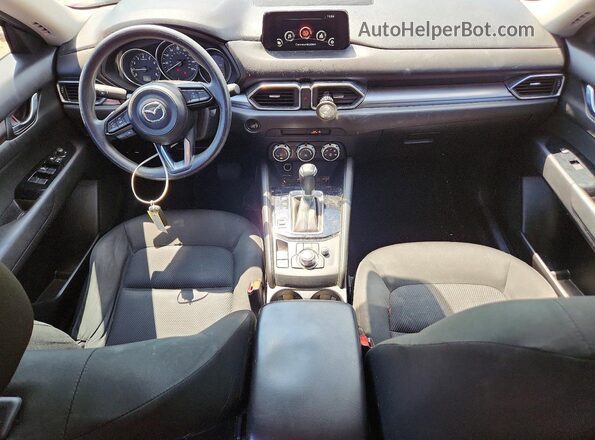 JM3KFABL3H0134346 2017 MAZDA CX-5 Red Вид панелі приладів