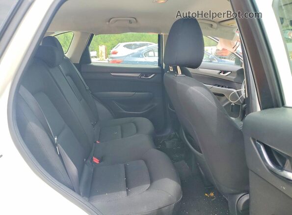 JM3KFABLXH0186718 2017 MAZDA CX-5 White უკანა სავარძლების ხედი