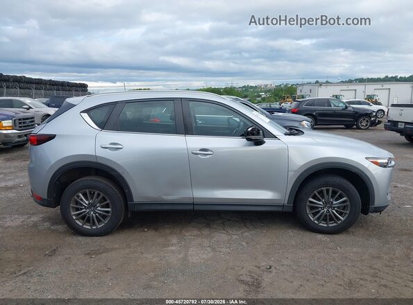 JM3KFABM0J0416474 2018 MAZDA CX-5 Silver Vista interior trasera
