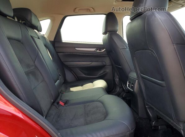 JM3KFACL5H0174409 2017 MAZDA CX-5 Red Widok wnętrza z tyłu
