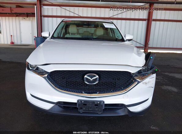 JM3KFACL6H0182874 2017 MAZDA CX-5 White Rear interior view