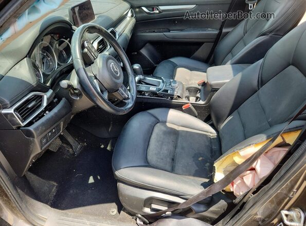 JM3KFACM0L1837767 2020 MAZDA CX-5 Gray Front interior view