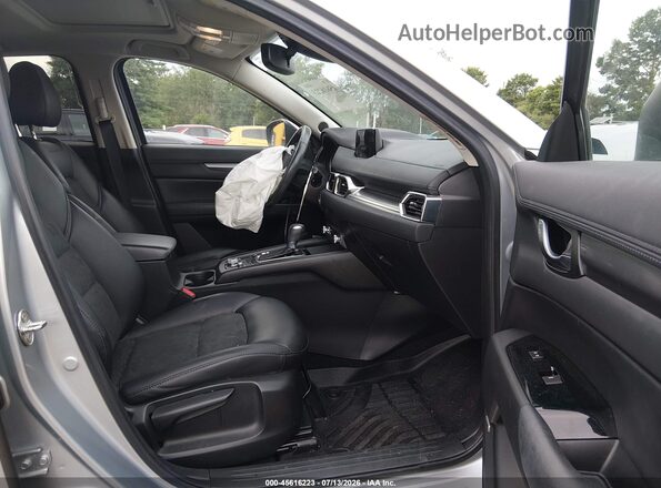 JM3KFACM1K1583839 2019 MAZDA CX-5 Серебряный Вид салона спереди
