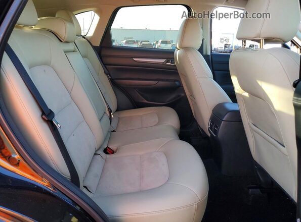 JM3KFACM2J0416524 2018 MAZDA CX-5 Black Vista interior trasera