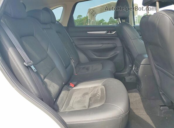 JM3KFACM3K0654044 2019 MAZDA CX-5 White Սալոնի հետևի տեսք