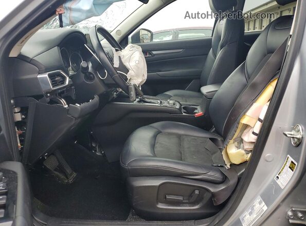 JM3KFACM3K1558800 2019 MAZDA CX-5 Silver Front interior view