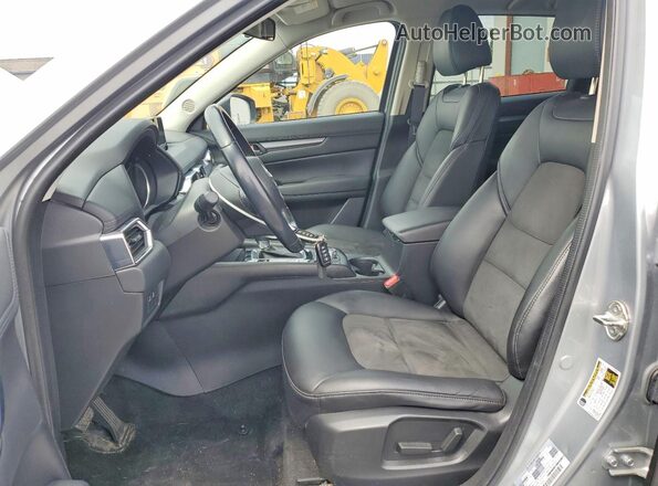 JM3KFACM5J1422473 2018 MAZDA CX-5 Серебряный Вид салона спереди