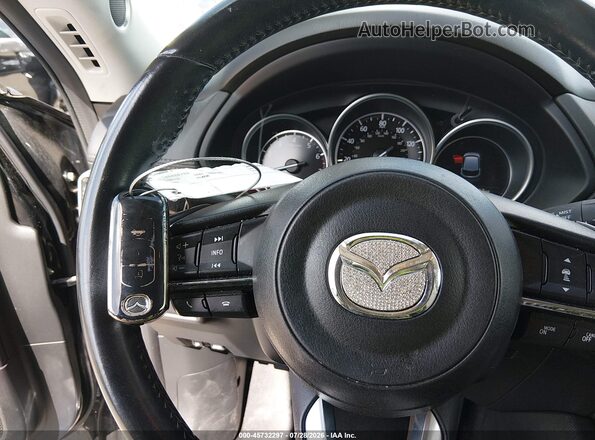 JM3KFACM5K1604062 2019 MAZDA CX-5 Black Widok deski rozdzielczej