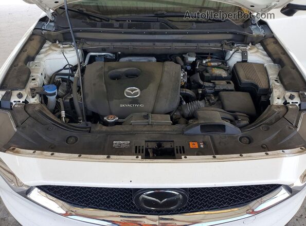 JM3KFACM6L1832864 2020 MAZDA CX-5 White Vista interior trasera