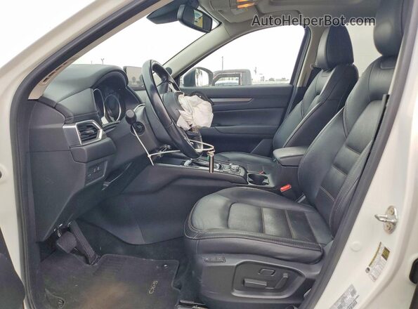JM3KFACM7M0413266 2021 MAZDA CX-5 White Front interior view