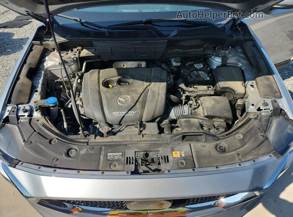 JM3KFACM8J0316833 2018 MAZDA CX-5 Silver Vista del compartimento del motor
