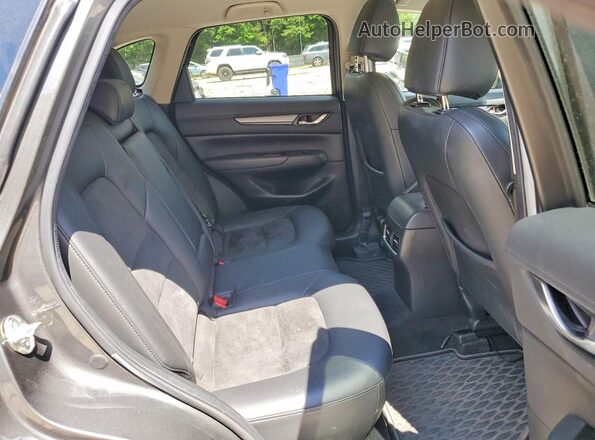 JM3KFACM8K0585948 2019 MAZDA CX-5 Gray Widok wnętrza z tyłu
