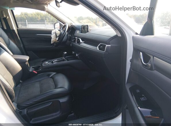 JM3KFACM9J0336458 2018 MAZDA CX-5 White Widok wnętrza z przodu