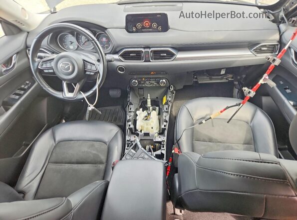 JM3KFACMXJ1402851 2018 MAZDA CX-5 Gray Առջևի վահանակի տեսք