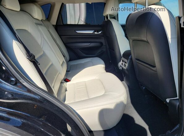 JM3KFACMXM0403878 2021 MAZDA CX-5 Black Widok wnętrza z tyłu