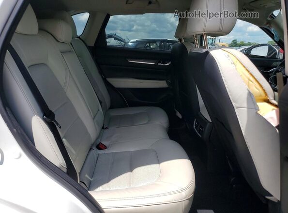 JM3KFADL0H0200610 2017 MAZDA CX-5 White Vista interior trasera