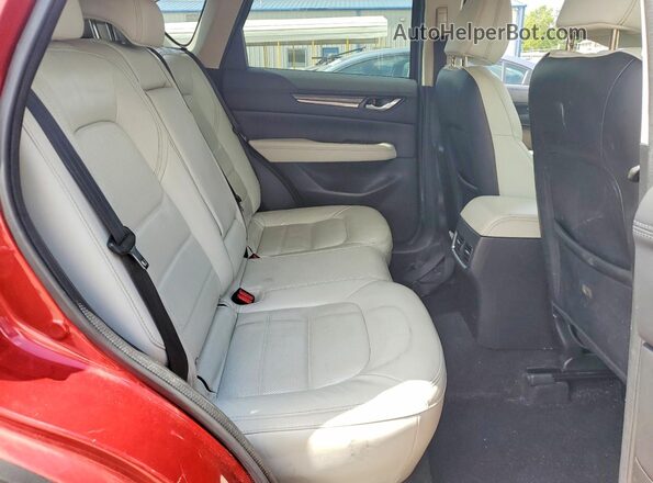 JM3KFADL5H0186347 2017 MAZDA CX-5 Red უკანა სალონის ხედი