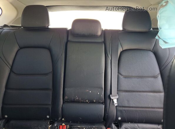 JM3KFADM1J1445831 2018 MAZDA CX-5 Blue Widok tylnych siedzeń
