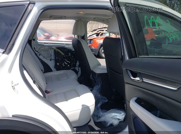 JM3KFADM1L0835367 2020 MAZDA CX-5 White VIN კოდის სტიკერის ხედი