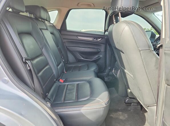 JM3KFADM3M1358971 2021 MAZDA CX-5 Gray Rear interior view
