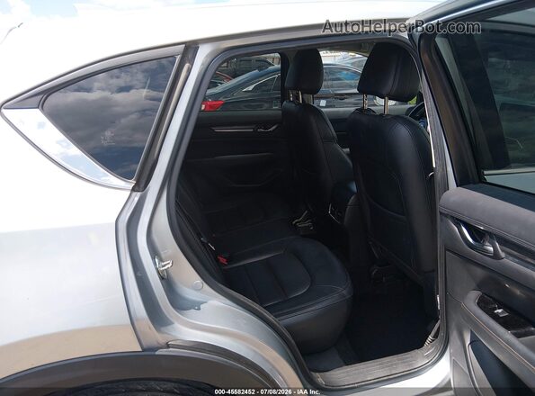 JM3KFADM5J0377796 2018 MAZDA CX-5 Silver VIN კოდის სტიკერის ხედი