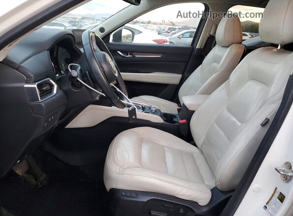 JM3KFADM5M1329052 2021 MAZDA CX-5 White წინა სალონის ხედი