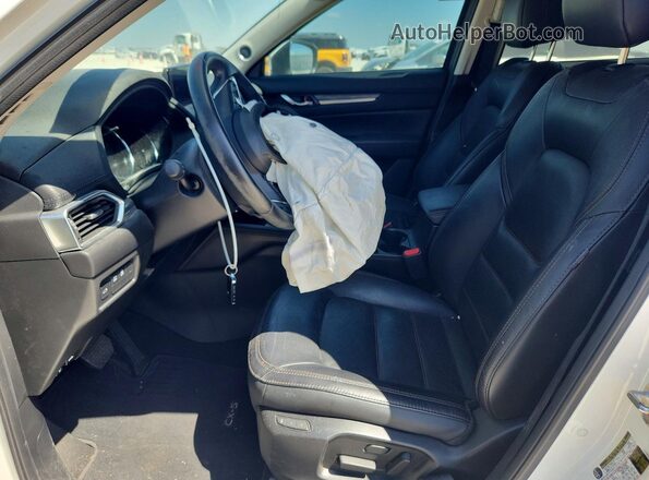 JM3KFADM6L0842489 2020 MAZDA CX-5 White Вид салону спереду