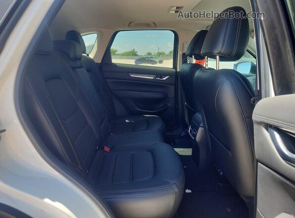 JM3KFADM6L0842489 2020 MAZDA CX-5 White Вид задньої частини салону