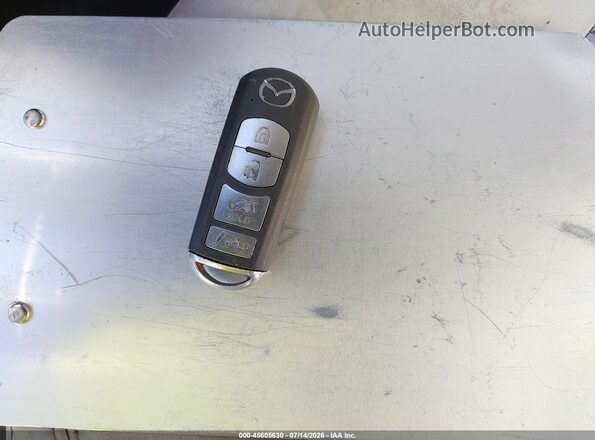 JM3KFADM8J0413822 2018 MAZDA CX-5 Black Vista del salpicadero