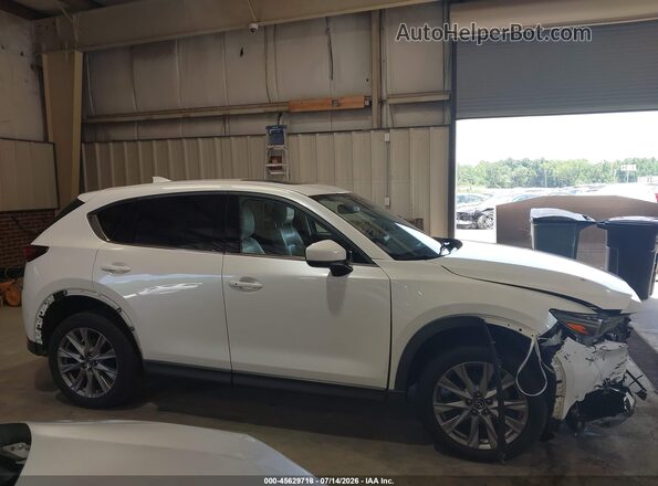 JM3KFADM8L0737081 2020 MAZDA CX-5 White Вид задньої частини салону