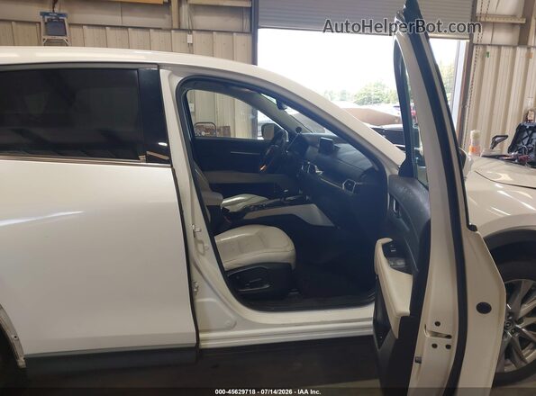 JM3KFADM8L0737081 2020 MAZDA CX-5 White Вид салону спереду