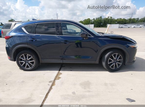 JM3KFADM9J0318931 2018 MAZDA CX-5 Blue Vista interior trasera