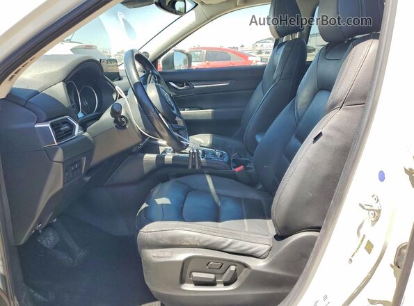 JM3KFADM9J1344844 2018 MAZDA CX-5 White Front interior view