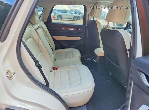 JM3KFADM9M0306637 2021 MAZDA CX-5 White Вид задніх сидінь