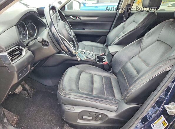 JM3KFADMXJ1469674 2018 MAZDA CX-5 Синий Вид салона спереди