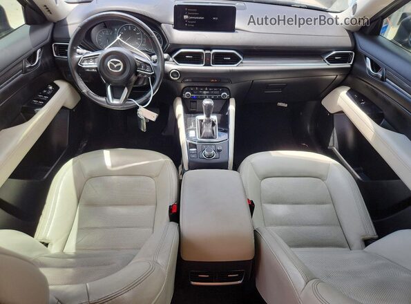 JM3KFBAY3M0415107 2021 MAZDA CX-5 Blue Vista del salpicadero