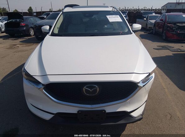 JM3KFBAY3M0444686 2021 MAZDA CX-5 White Rear interior view