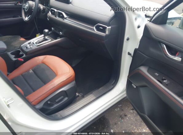 JM3KFBAY3R0423859 2024 MAZDA CX-5 White Vista interior delantera