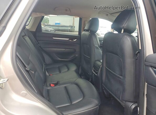 JM3KFBBL2R0440977 2024 MAZDA CX-5 Silver Rear interior view