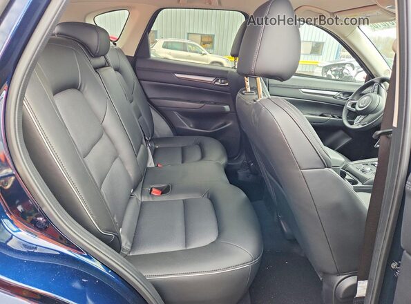 JM3KFBBL2S0803557 2025 MAZDA CX-5 Blue Widok tylnych siedzeń