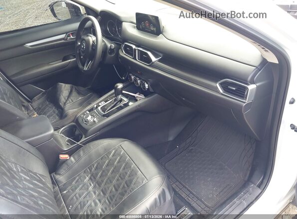 JM3KFBBL7H0104787 2017 MAZDA CX-5 White Widok wnętrza z przodu