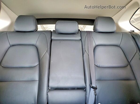 JM3KFBBLXR0473788 2024 MAZDA CX-5 Серебряный Вид задних сидений